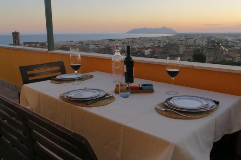 Casa Martina Apartment Terracina Exterior photo